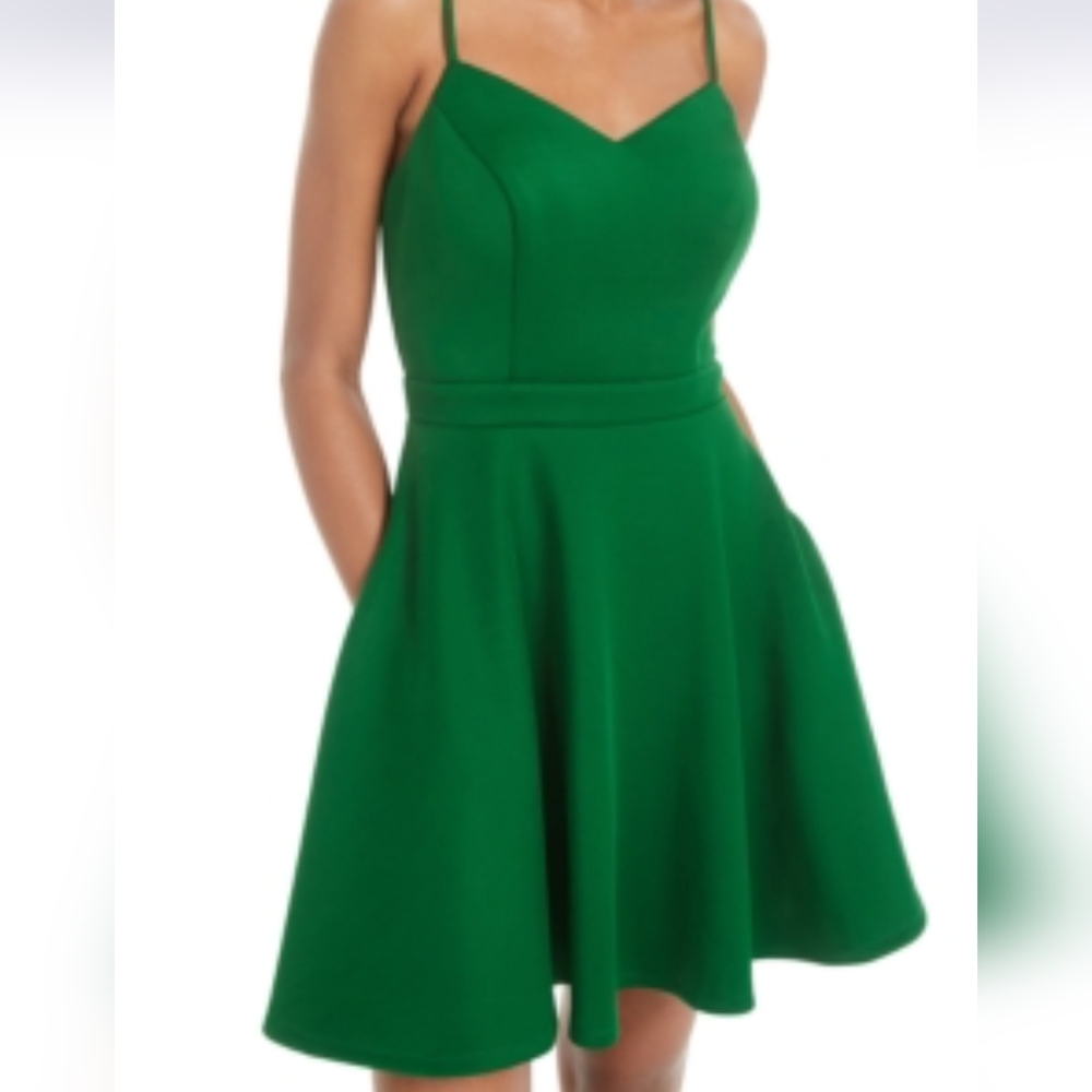 NWT CITY STUDIO  MINI FIT FLARE PARTY Elegant Green Sleeveless Dress